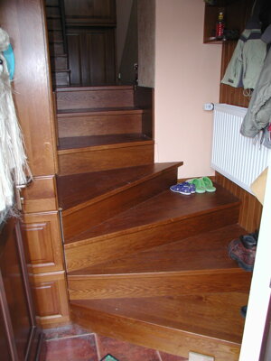 hp trade schody 092